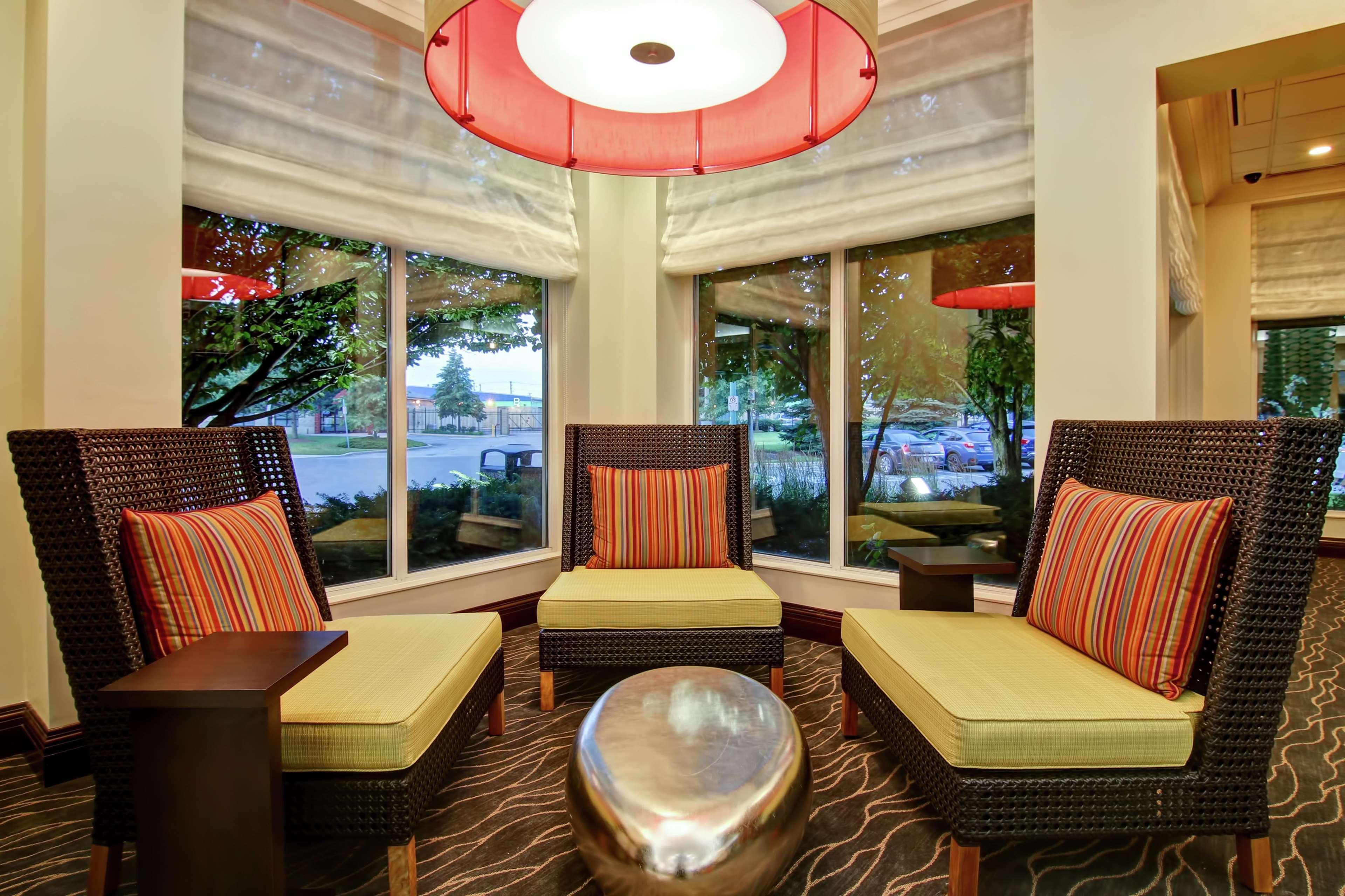 Hilton Garden Inn Toronto/Burlington Extérieur photo