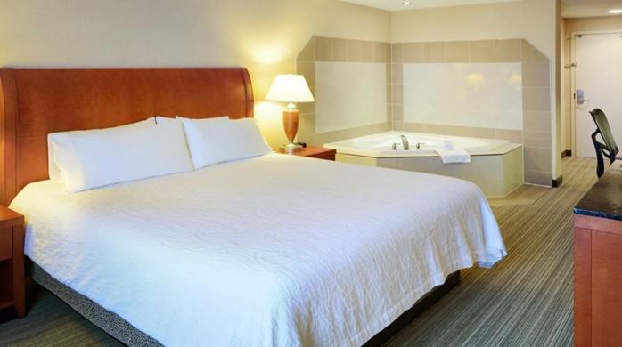 Hilton Garden Inn Toronto/Burlington Extérieur photo