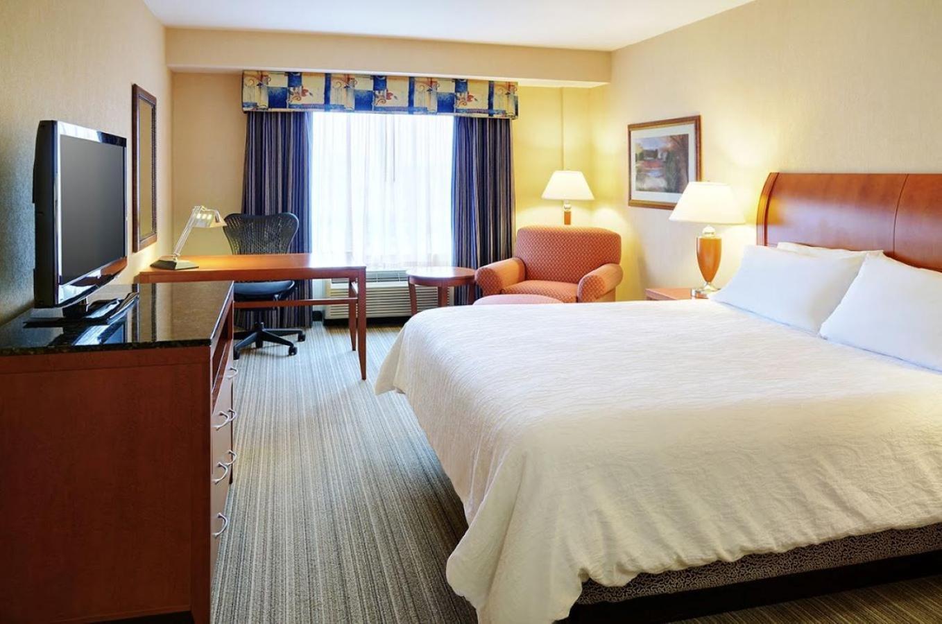 Hilton Garden Inn Toronto/Burlington Extérieur photo